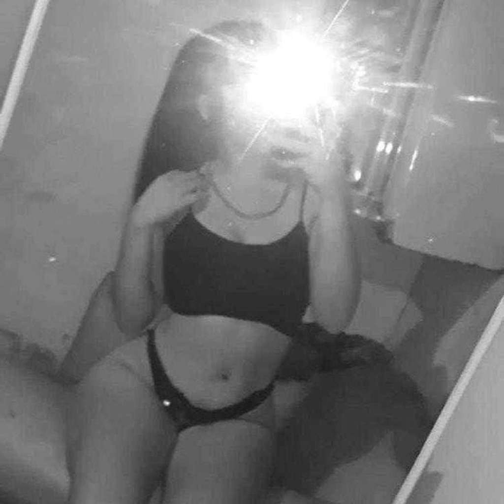 Мия : проститутки индивидуалки в Омске