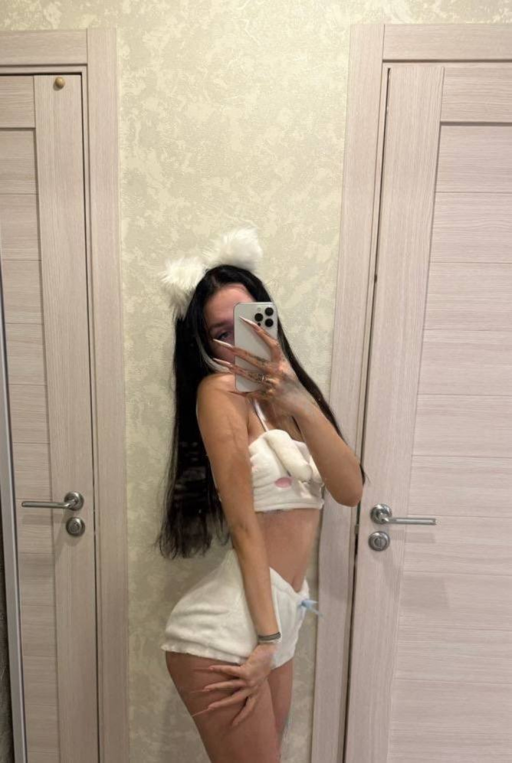 Кристина : проститутки индивидуалки в Омске