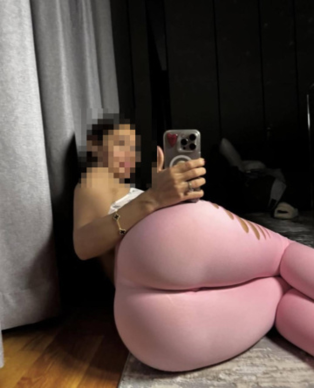 Алиса загорелая: проститутки индивидуалки в Омске