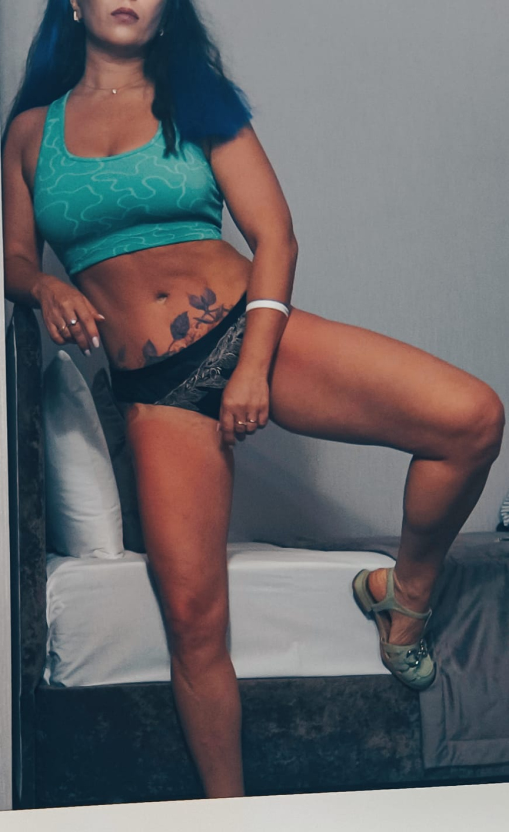 Николь: проститутки индивидуалки в Омске