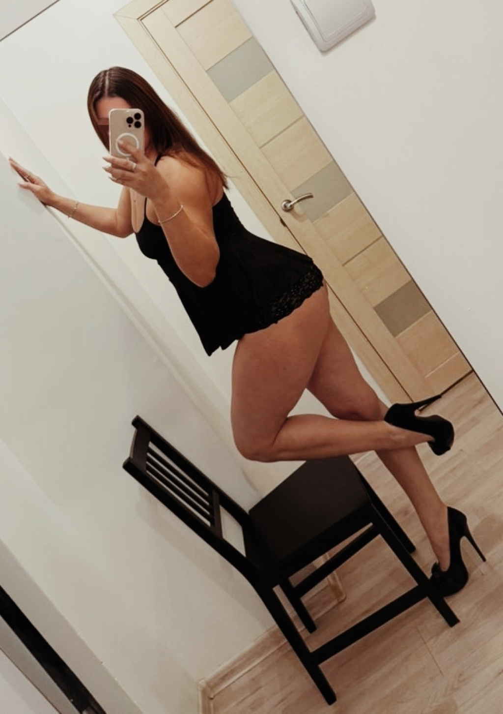 Ксения: проститутки индивидуалки в Омске